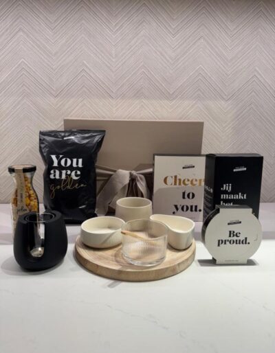 Serving Set - with compliments